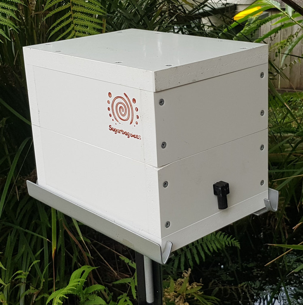 Farm OATH hive